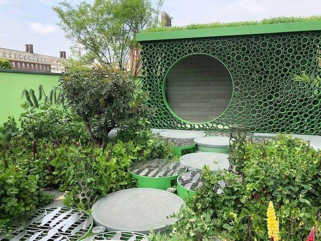 Gardengigs-VARIOUS-GARDENS-Chelsea-Flower-Show-Green-Circles-Art
